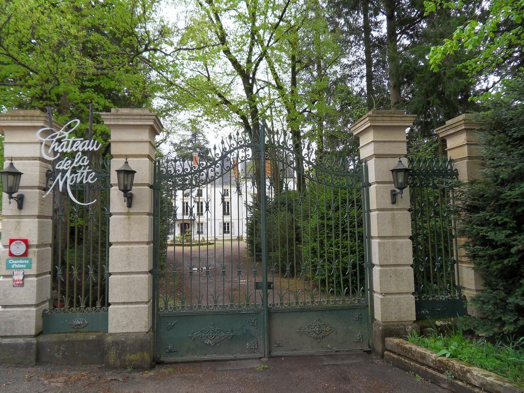 Chateau De La Motte Noailly Luaran gambar