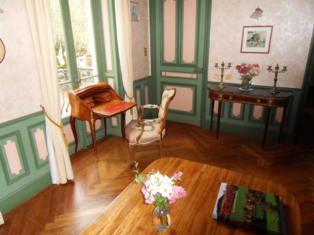 Chateau De La Motte Noailly Luaran gambar
