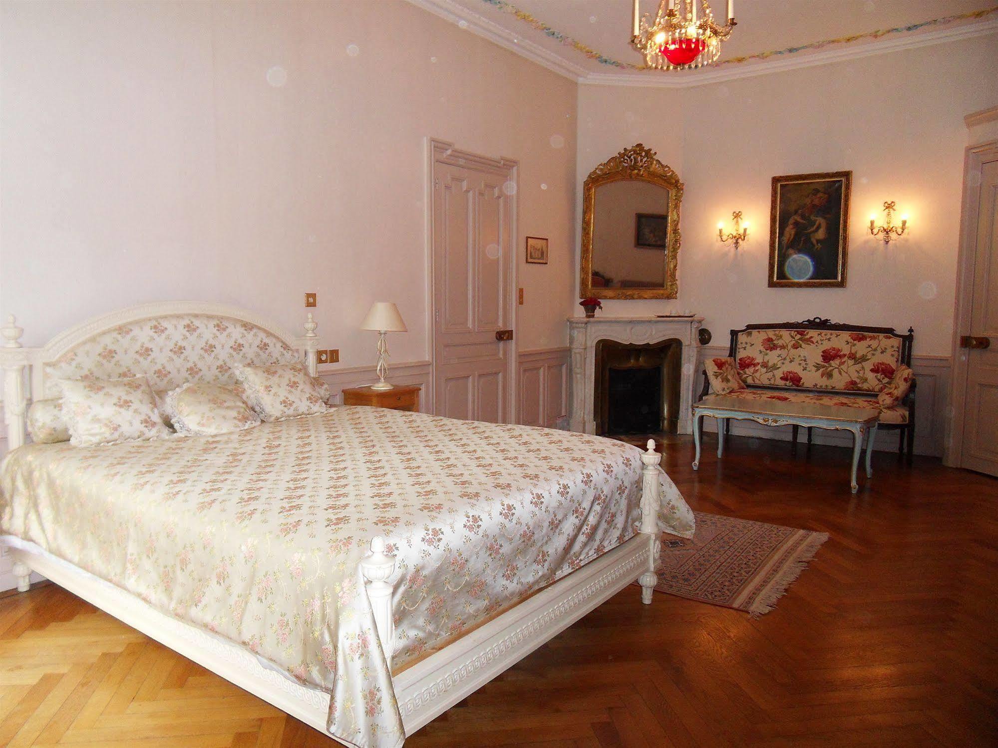 Chateau De La Motte Noailly Luaran gambar