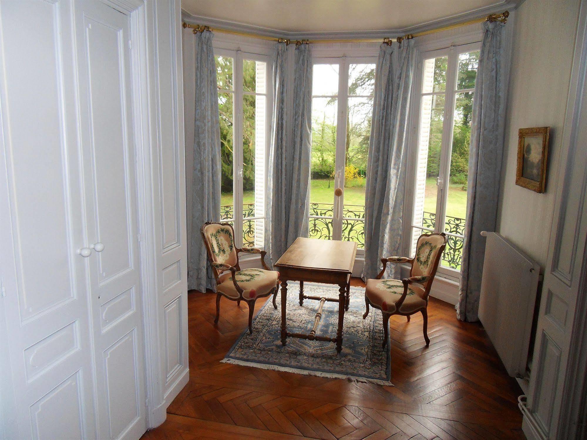 Chateau De La Motte Noailly Luaran gambar