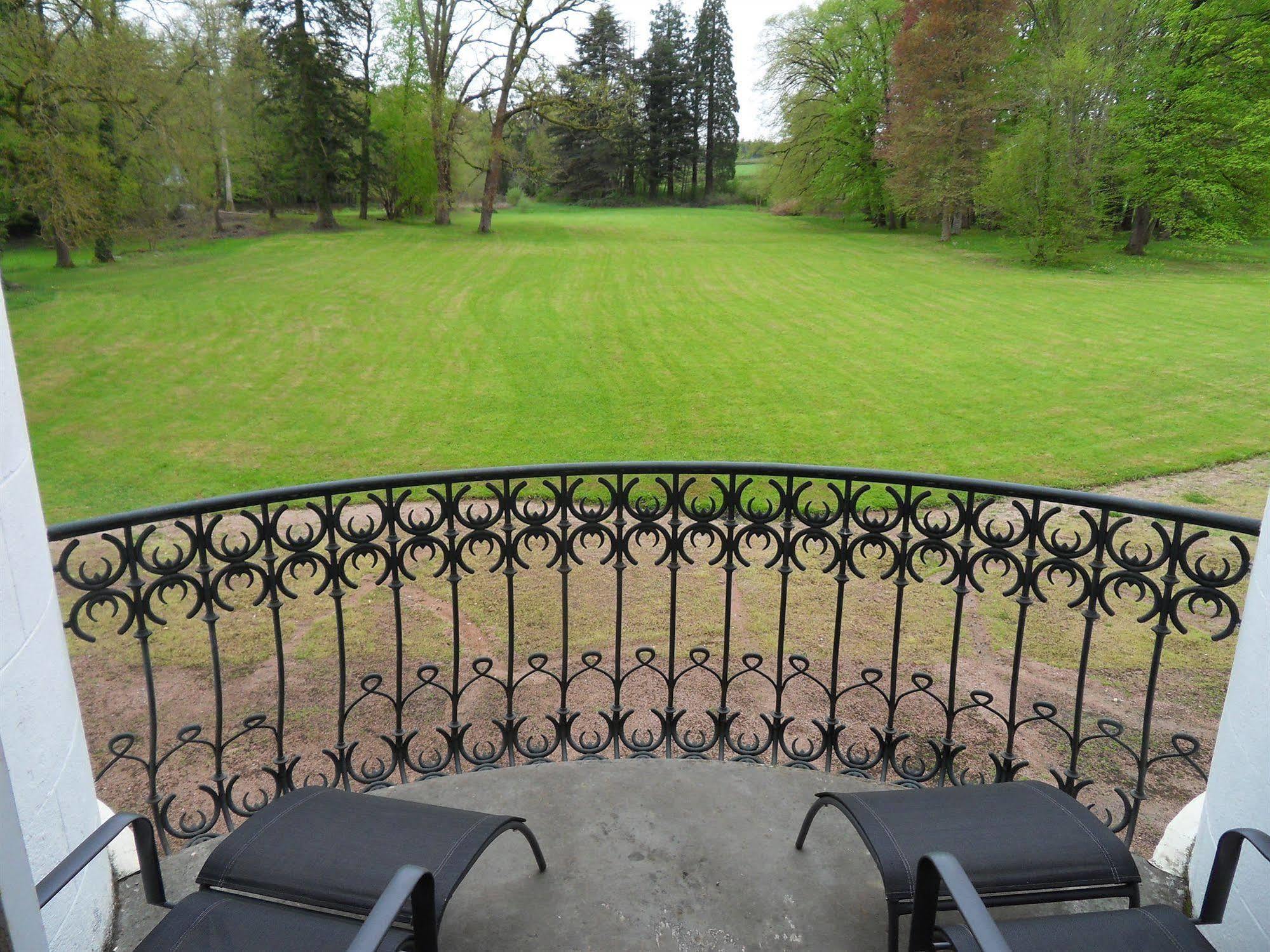 Chateau De La Motte Noailly Luaran gambar